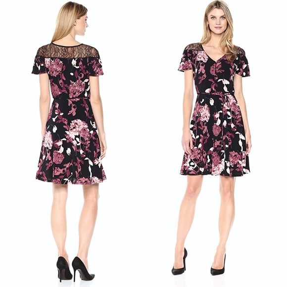 Ivanka Trump Dresses & Skirts - 🌿Ivanka Trump Floral Shadow Dress